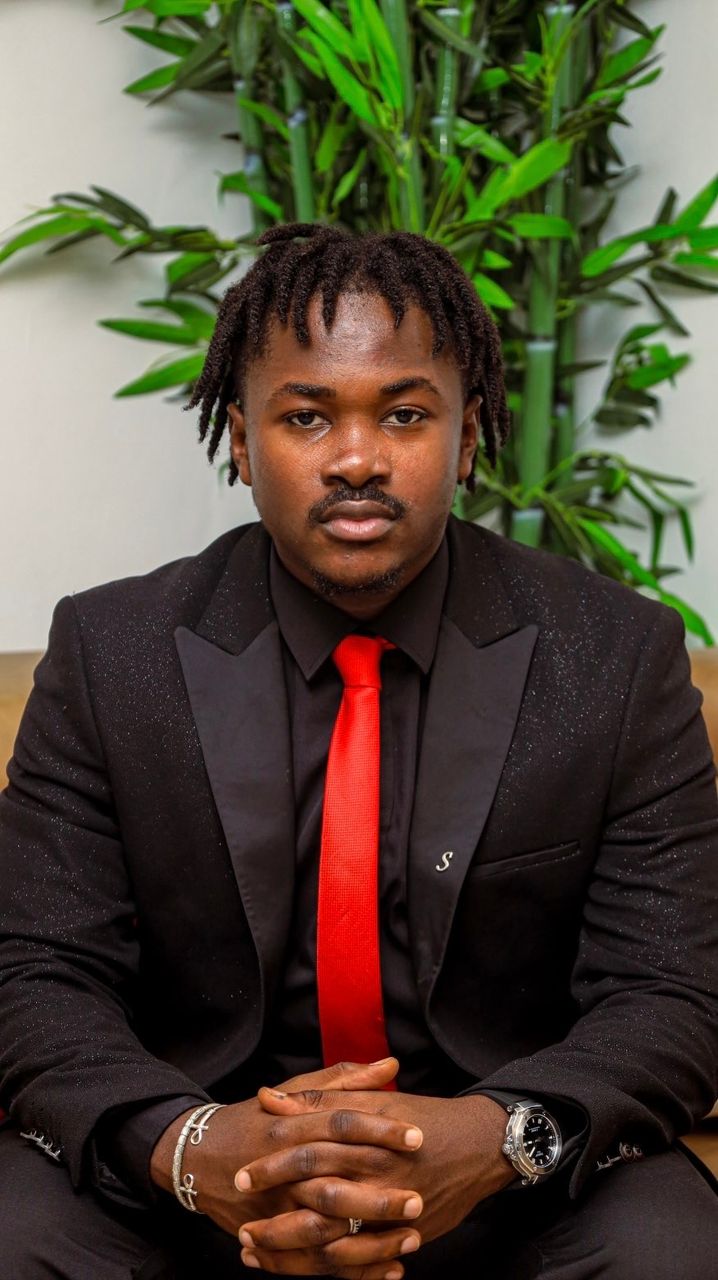 Miwouguih Secongo Clotchor